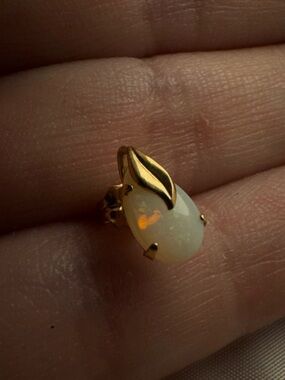 Solid 10k gold genuine opal earring (single )